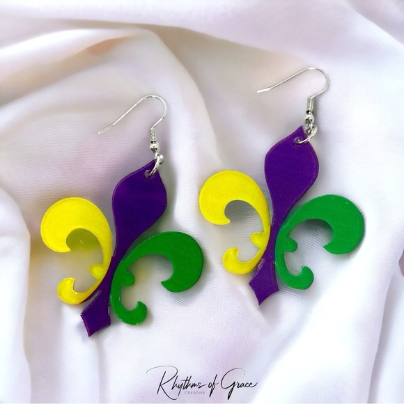 Fleur de Lis Dangle Earrings: Sparkle & Celebrate Mardi Gras in Style! NWT - Picture 1 of 7